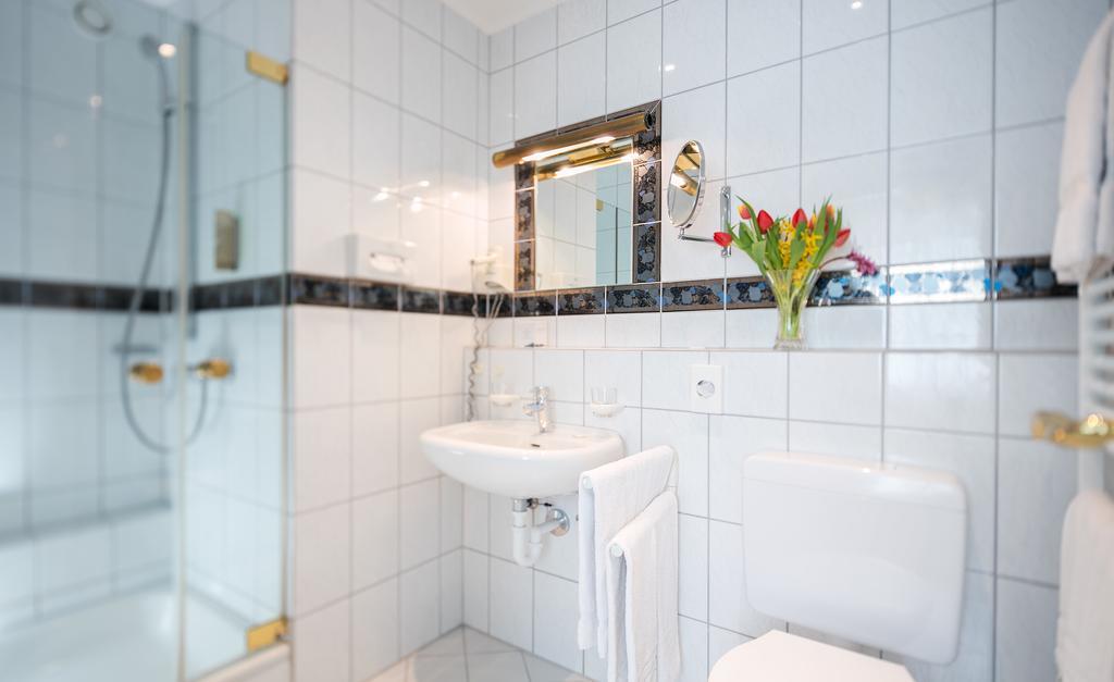 Residenz Seeterrasse Restaurant & Hotel Wangen  Экстерьер фото